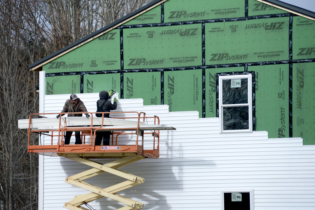 A contractor didn’t finish work on my Maine home, what can I do?