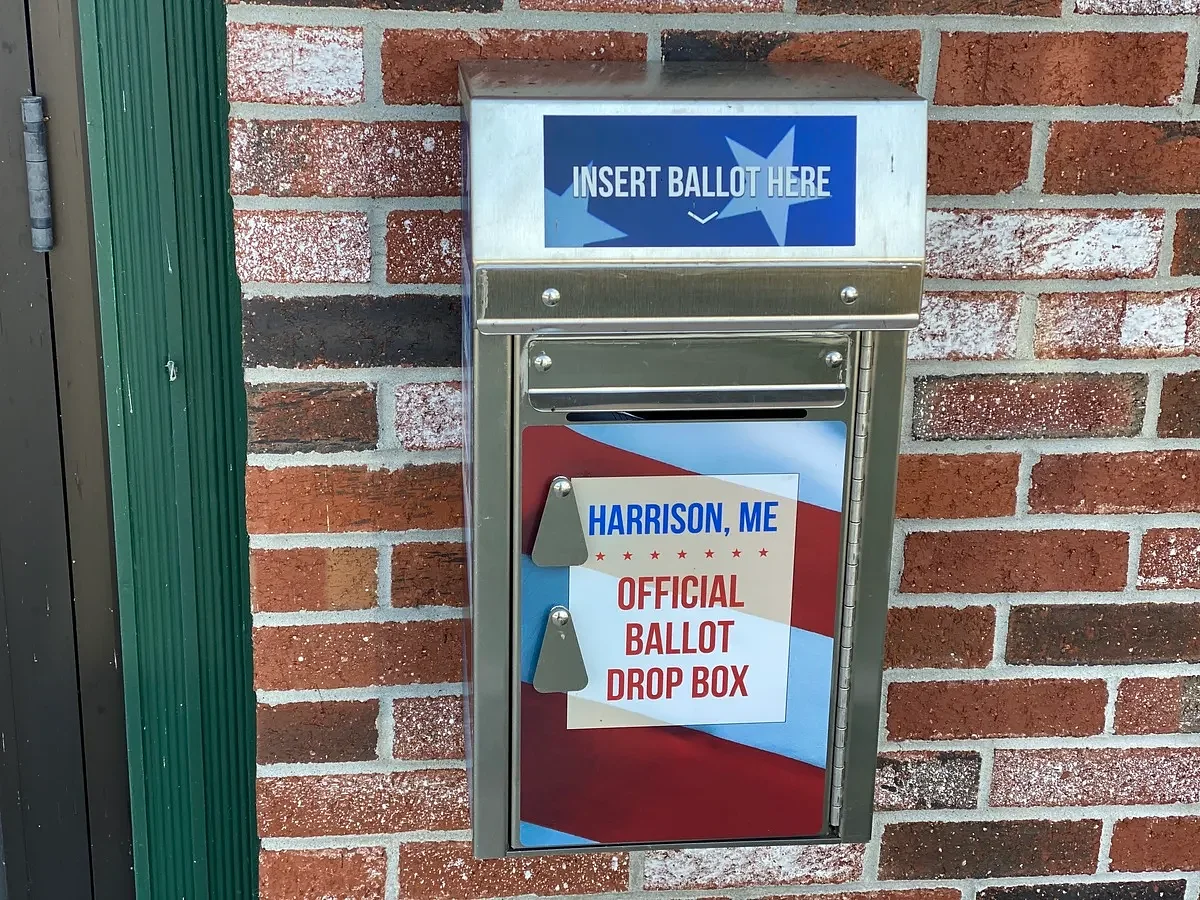 Letter: Absentee ballots must be delivered by Election Day, even without postmark change
