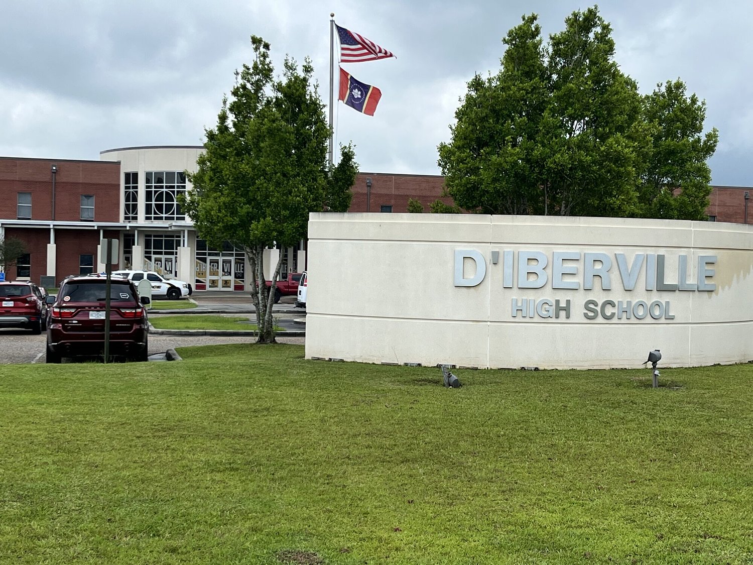 D'Iberville school officials deadname transgender student on social media days before graduation