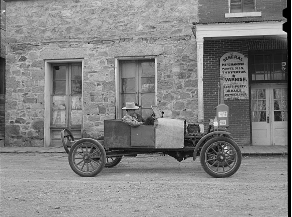 Vintage Views: The old jalopy