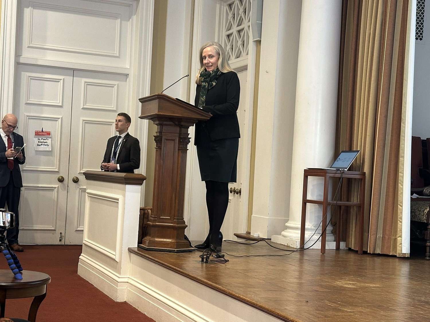 Spanberger tells Jewish advocates she’ll stand by Israel and confront antisemitism
