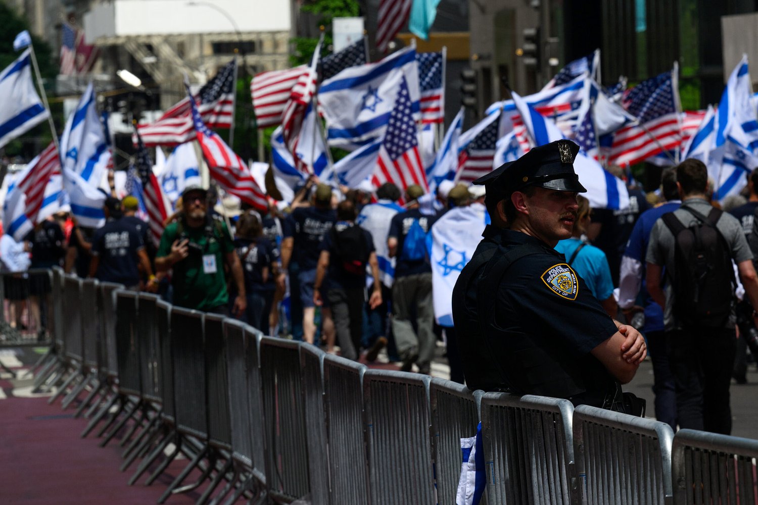 Poll: American Jews overwhelmingly support Israel as Jewish and democratic state, but less than half call themselves Zionists