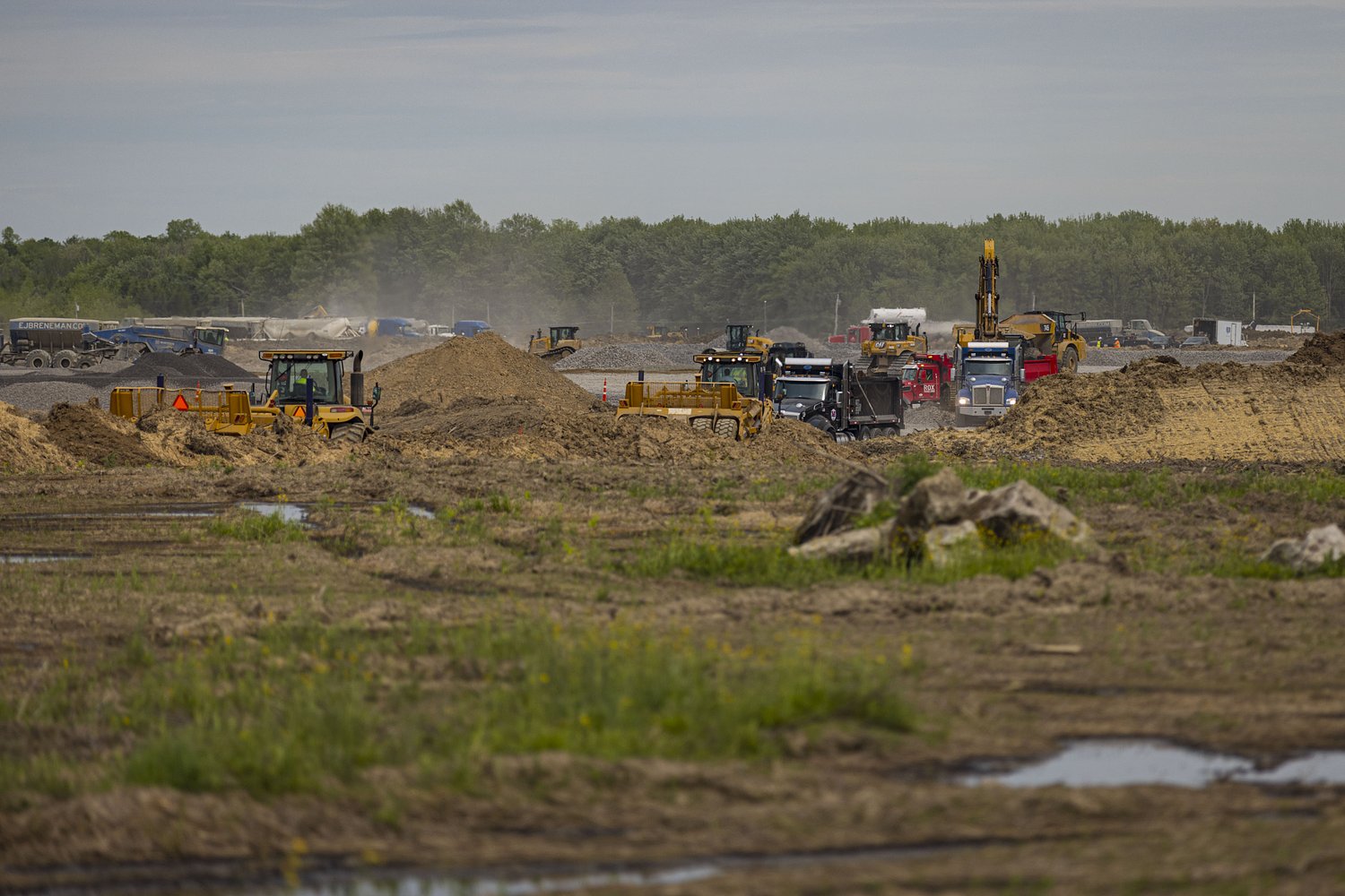 Micron will have 3,000 construction workers on Clay factory site next year, official says