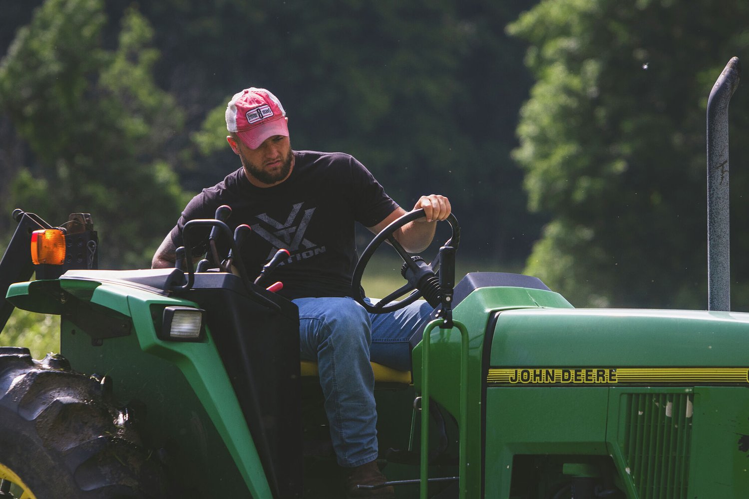 Texans tight end uses football 'day job' to fuel childhood farming passion
