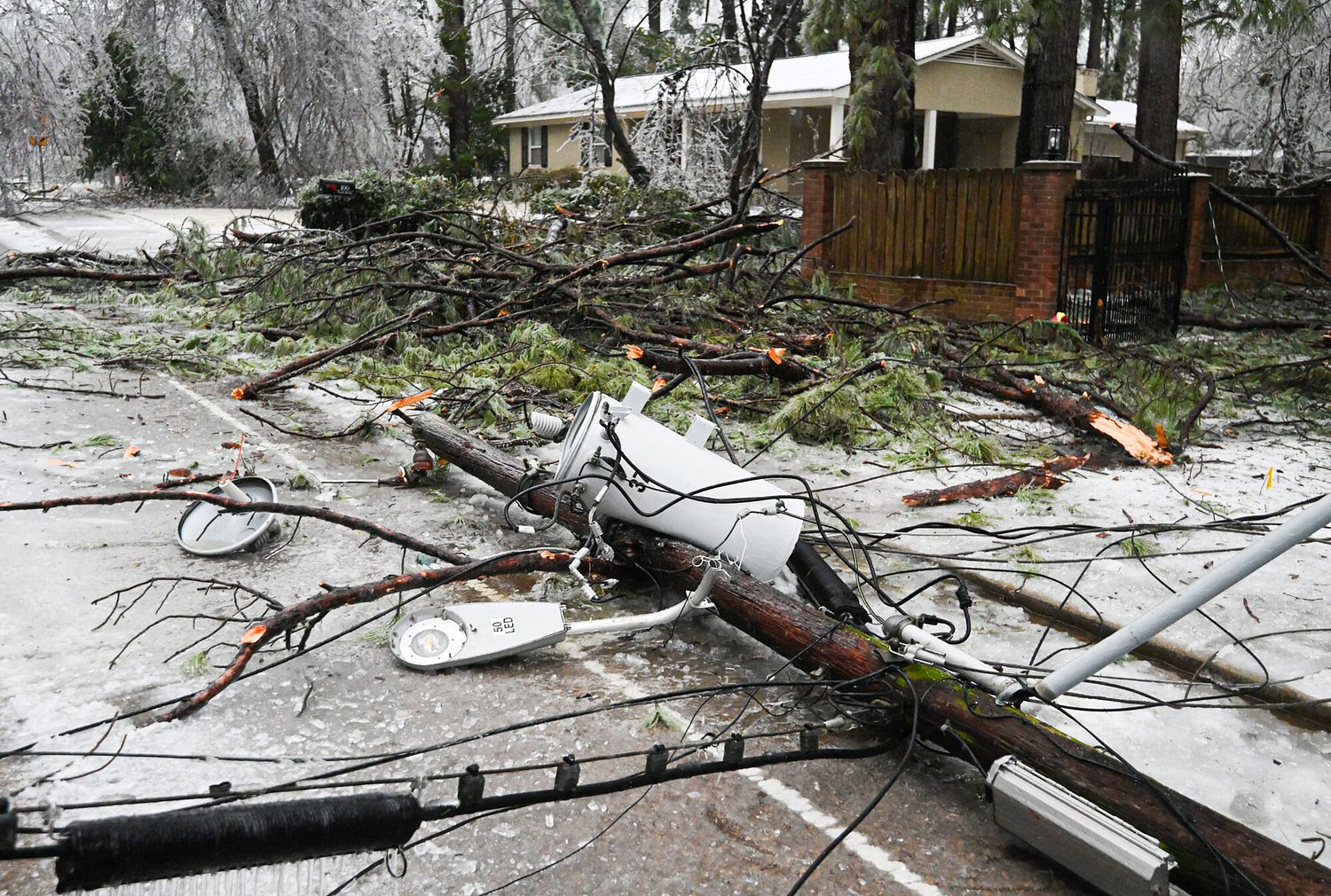 'We as a state failed them': Senators call for improved disaster response after winter storm