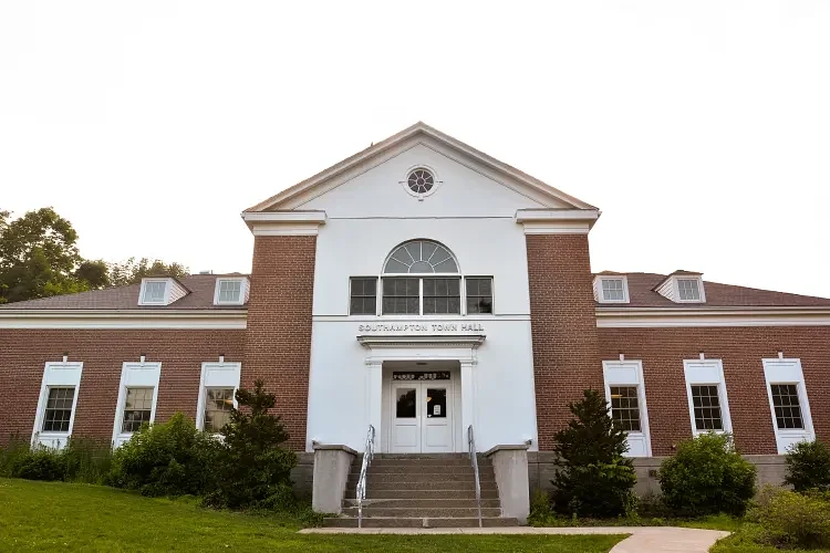 Westhampton, Southampton finalize warrants for special Town Meetings