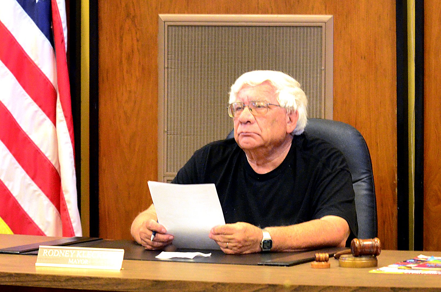 Rock Falls police, council balk at mayor’s police chief selection, say in-house resumes were ignored