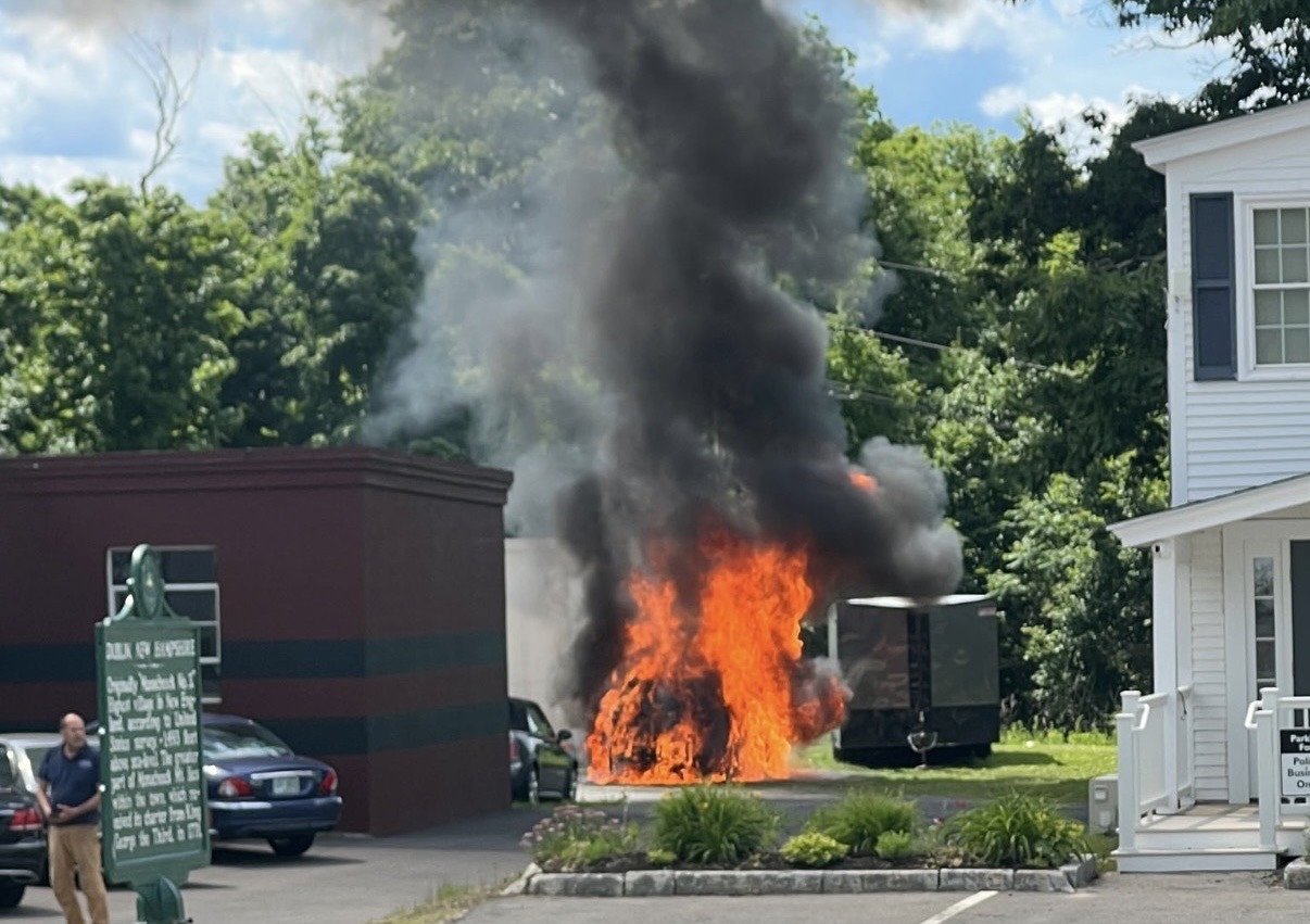 Car fire and explosion at Dublin auto shop quickly contained
