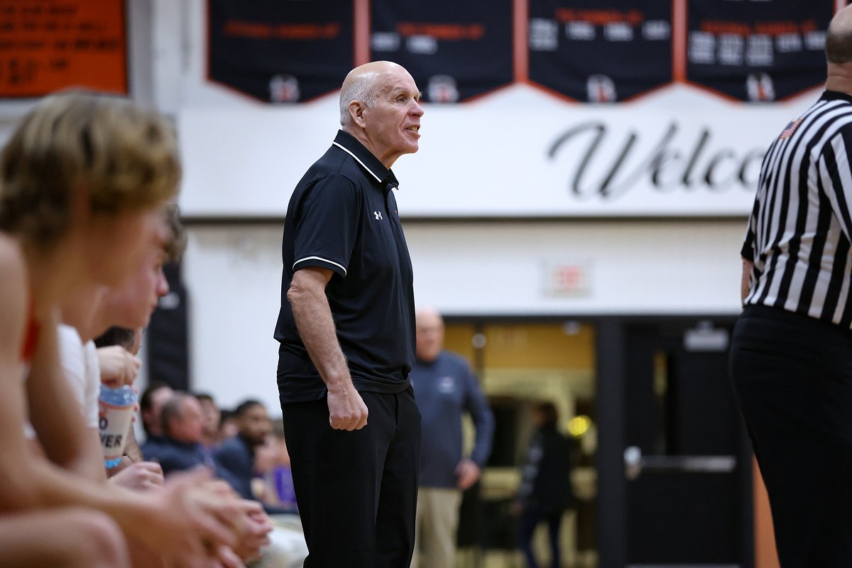 Brewer basketball turns to familiar face after boys coach resigns for ‘personal reasons’