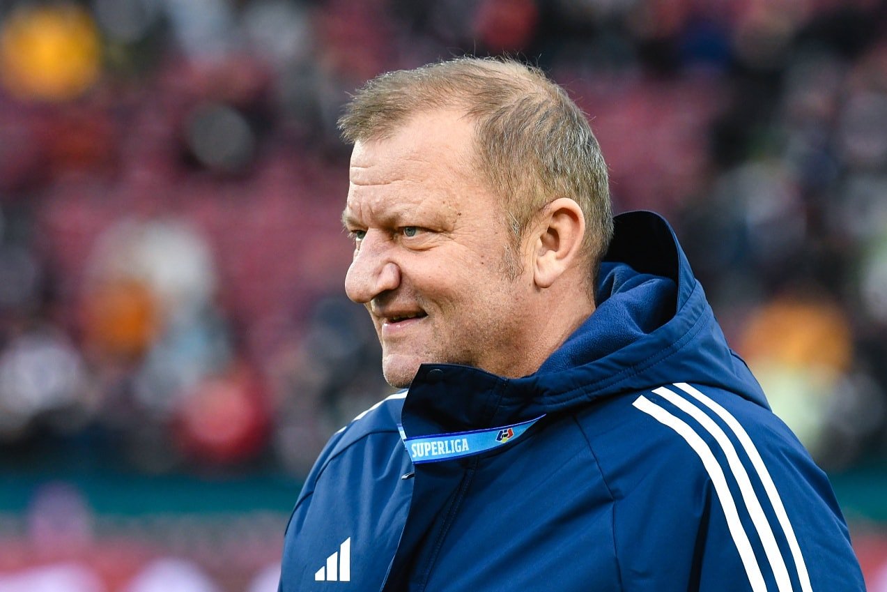 Dorinel Munteanu semnează miercuri cu FC Hermannstadt și merge la antrenamente: Sibiul a fost la un pas să aducă un antrenor de top!