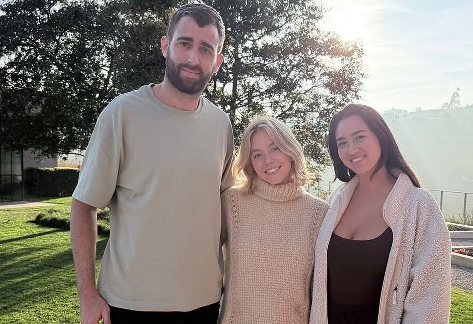 Sydney Sweeney meets with freed Israeli hostages Noa Argamani and Avinatan Or