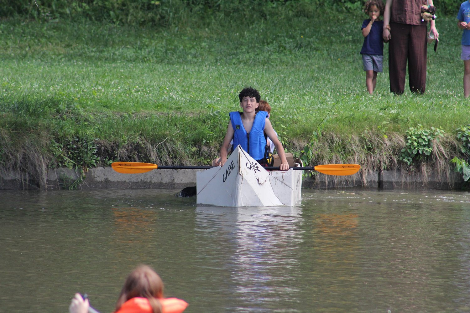 An 'epic' end to the school year: Four Rivers students take cardboard boats across Green River