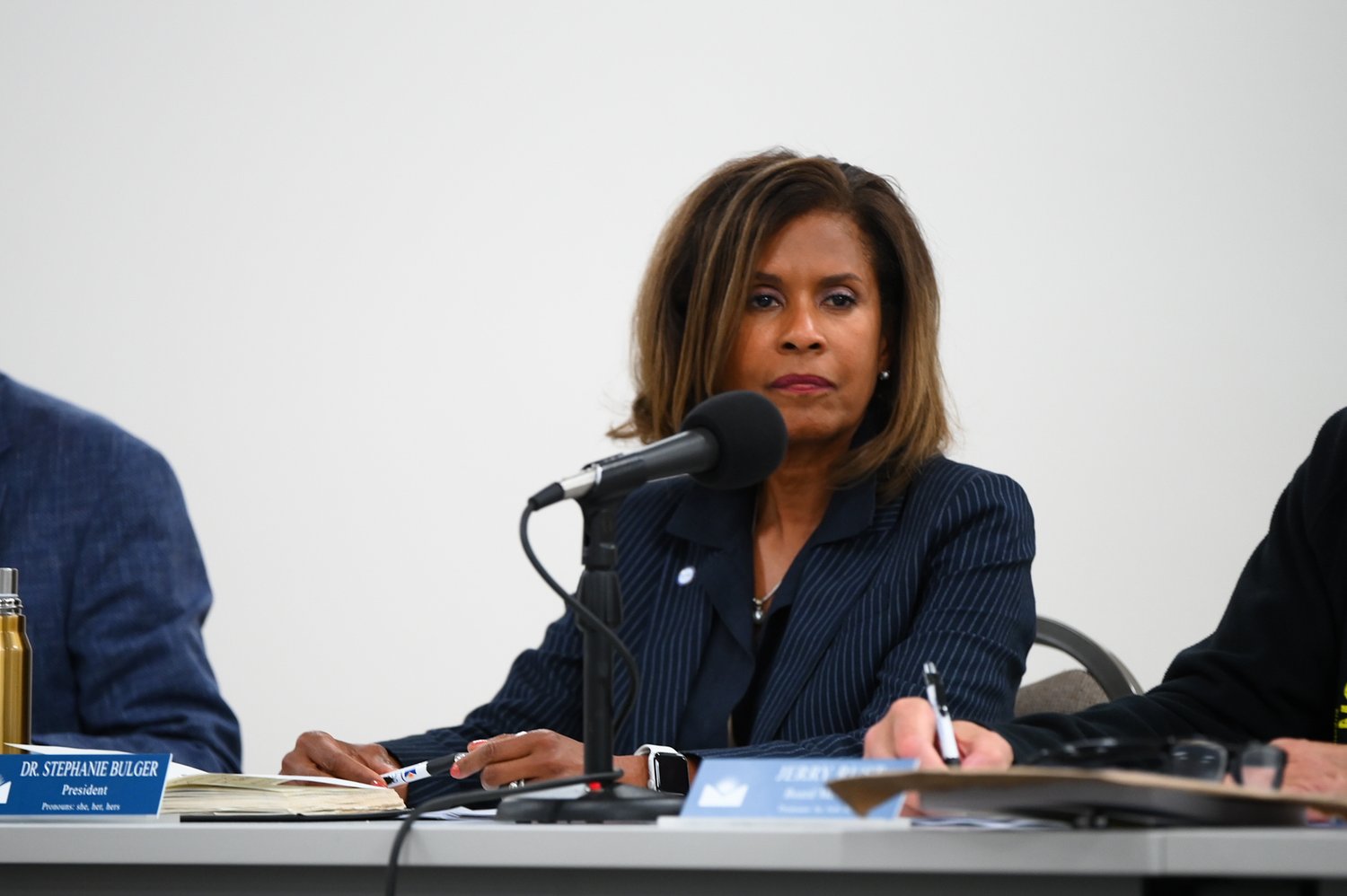 LCC board formally apologizes to college president for discriminatory behaviors