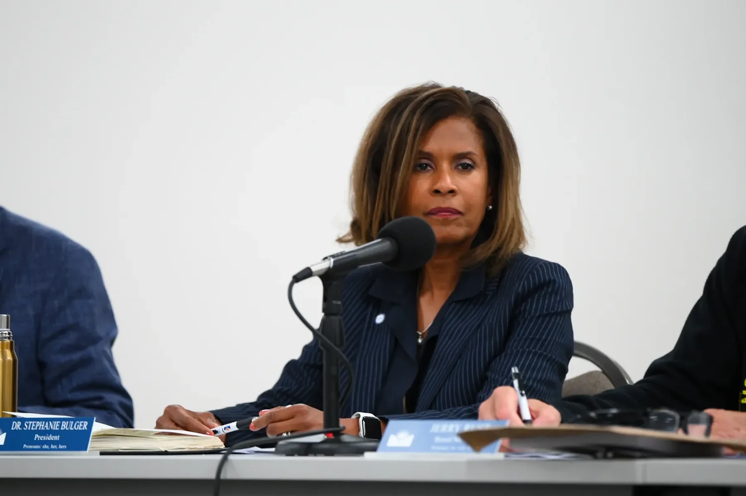 LCC board formally apologizes to college president for discriminatory behaviors
