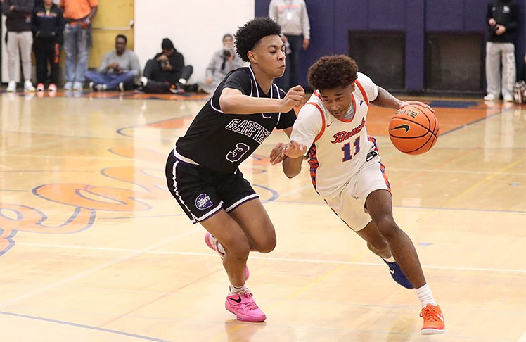Rainier Beach Vikings Claim Victory In Intense ‘Hood Classic’ Matchup