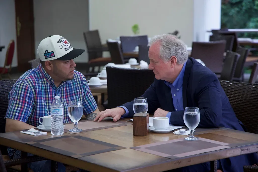 Maryland Sen. Van Hollen meets with Abrego Garcia in El Salvador amid court fight over US return