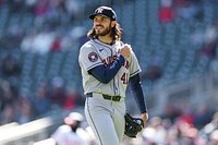 Astros pitcher reflects on batting practice freak accident that resulted in broken thumb