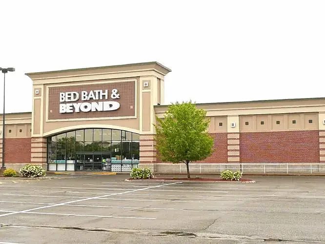 HomeGoods poised to open in Hadley at Mountain Farms Mall