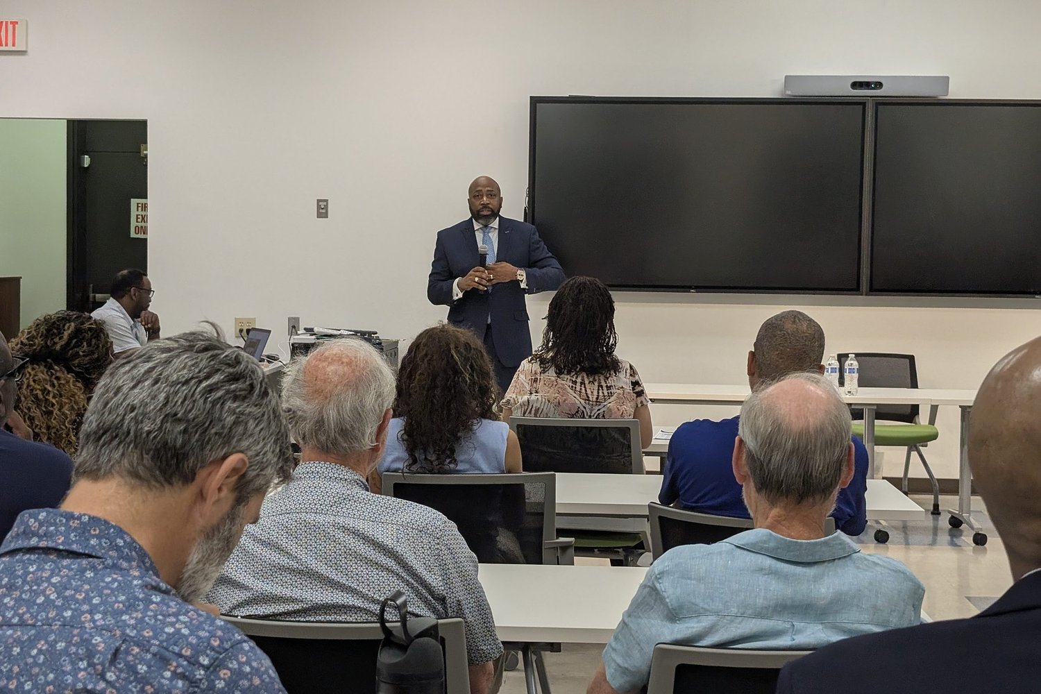 County manager to create a new position to tackle housing and economic development