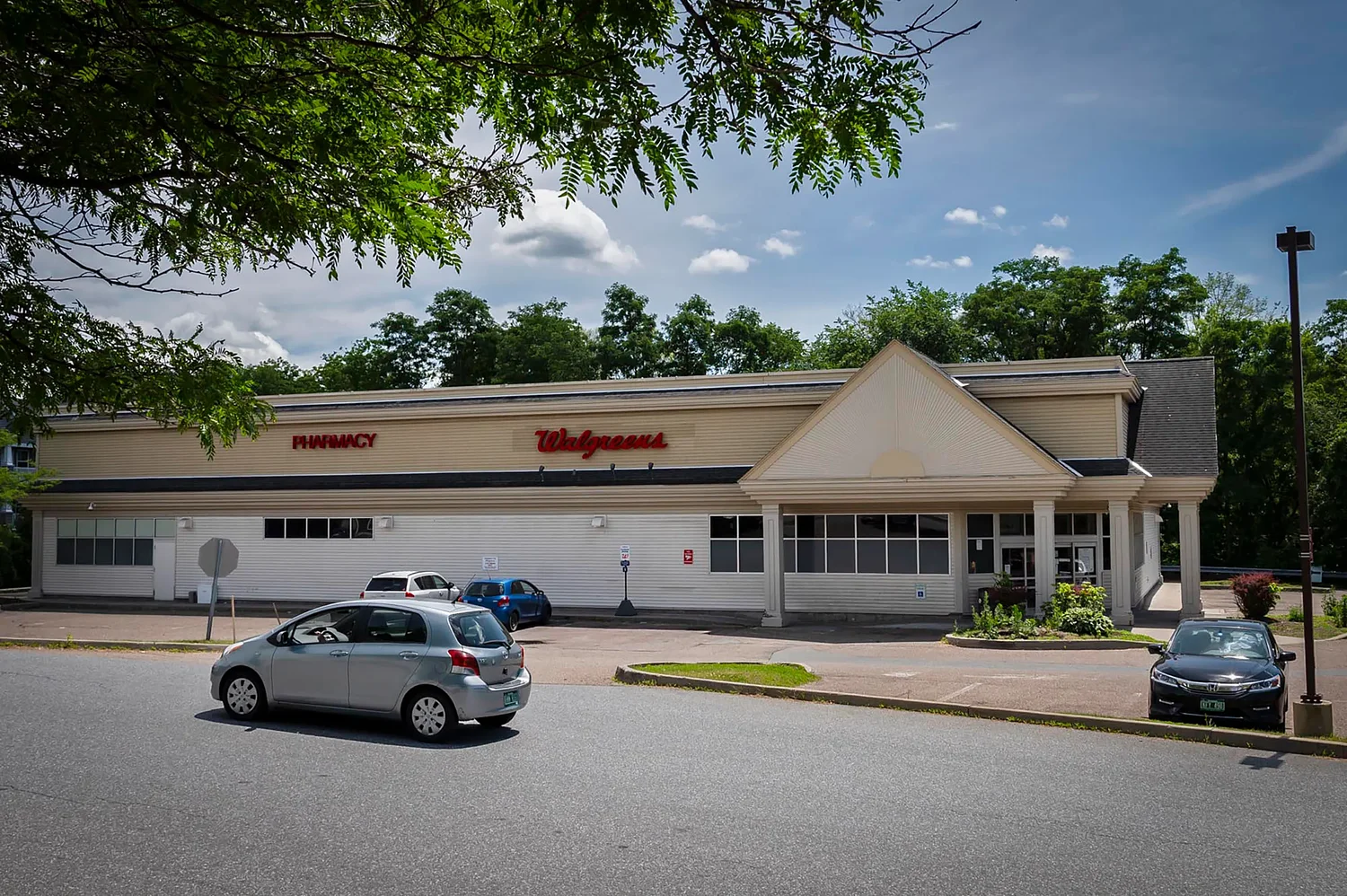 Walgreens to pay $500,000 for overcharging at Vermont checkouts