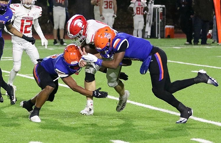 Rainier Beach Vikings Stun Stanwood Spartans In Playoff Opener