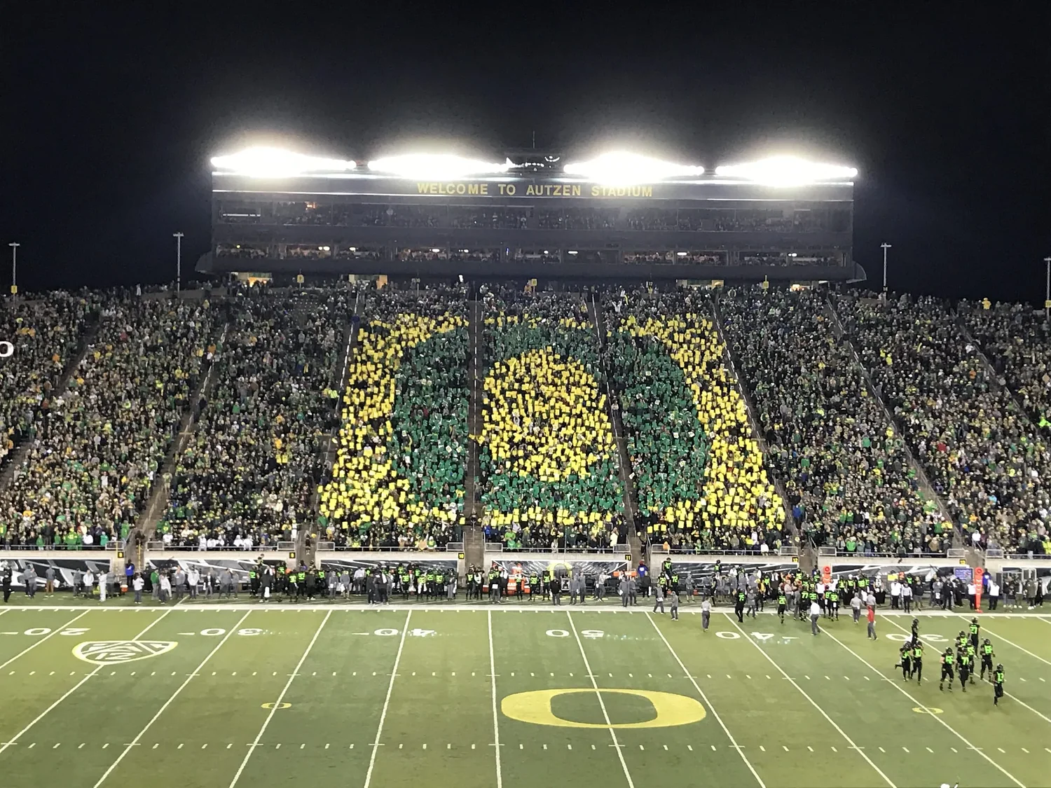 Autzen Stadium: The good, the bad and the popcorn
