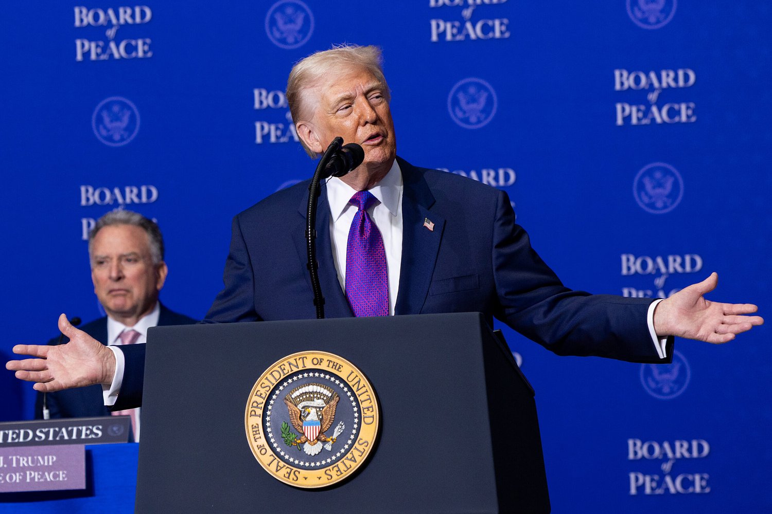Trump sets Iran deadline