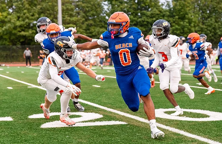 Rainier Beach Scores 36 Unanswered To Defeat Central Kitsap 36-21 In Season Opener