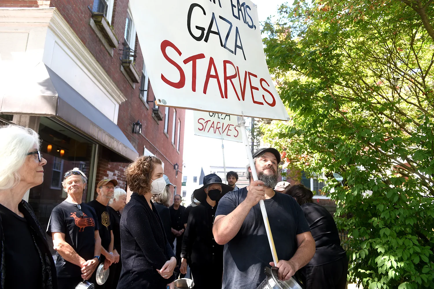 Hartford residents to decide on pledge to end support for Israel
