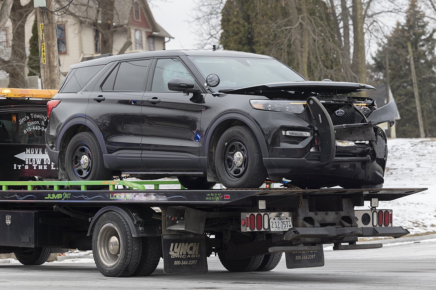 Lee County Sheriff’s Office squad car involved in 2-vehicle crash Thursday, both drivers OK: Sheriff