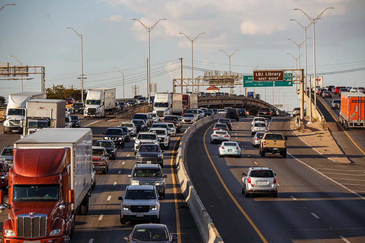Texas adds new ID restrictions on vehicle registrations and renewals
