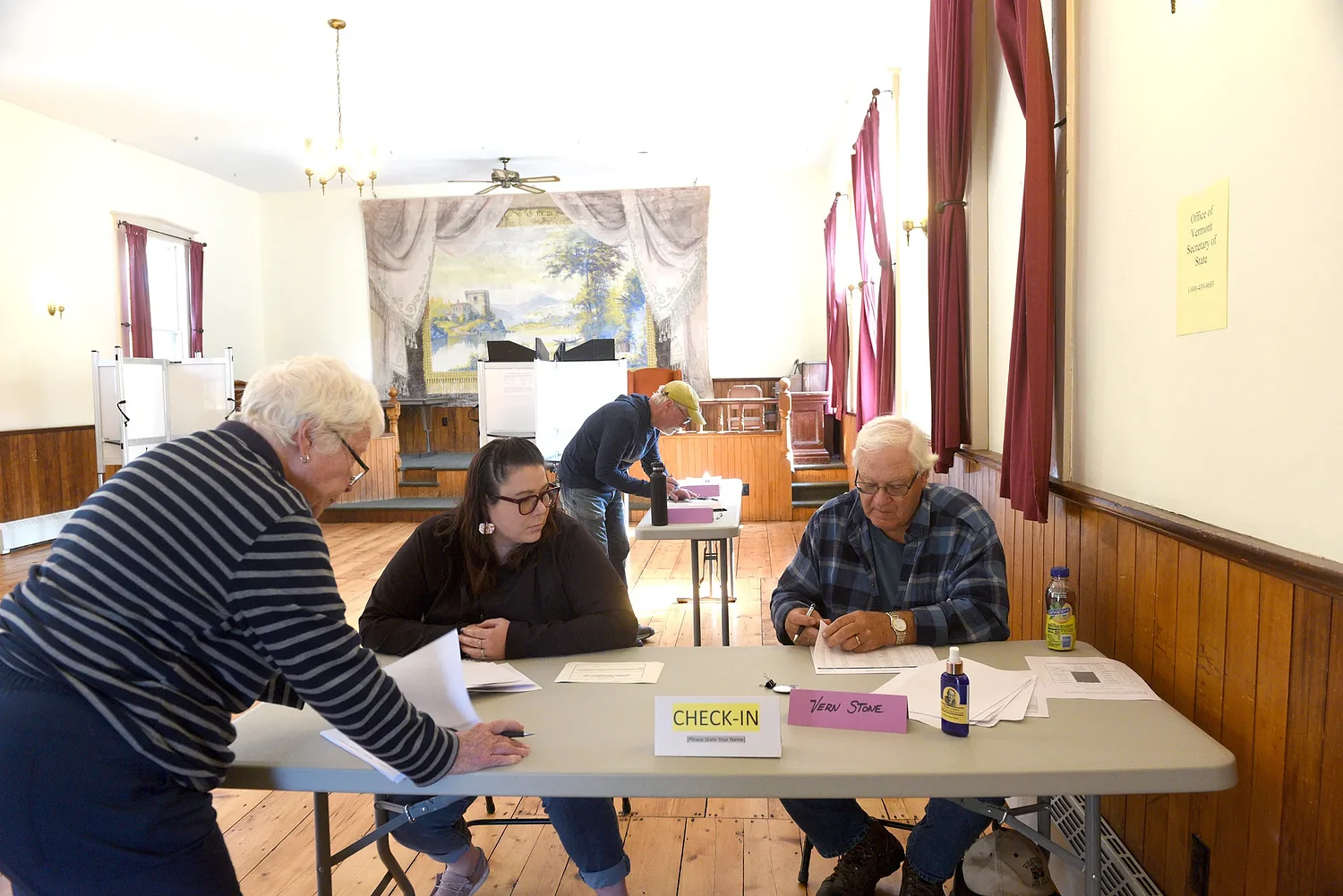 Vershire Town Meeting delayed until April due to report delay