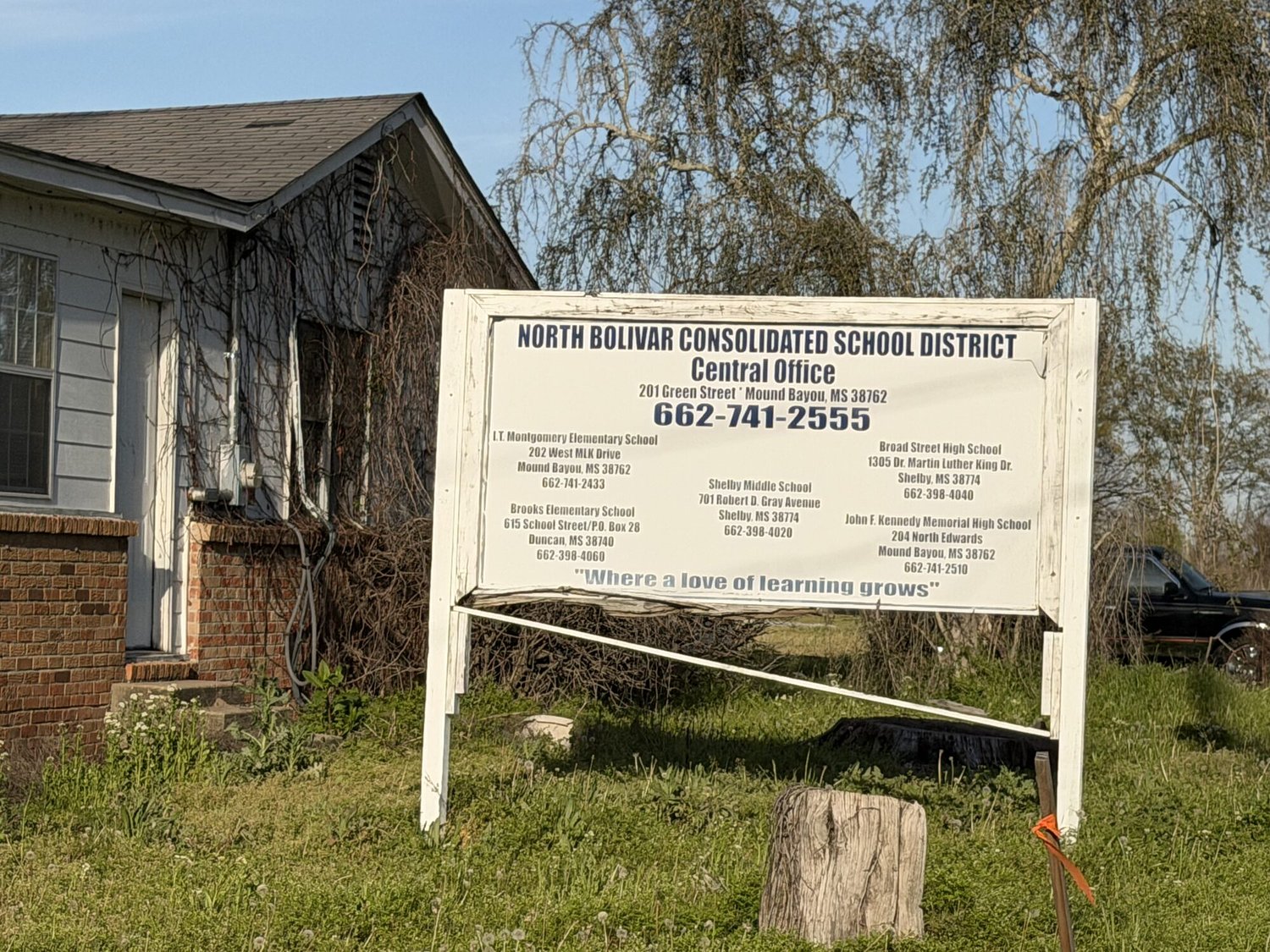 Mississippi Department of Education cites school districts for accreditation violations
