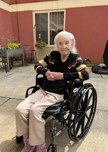 Esther L. Hartshorn