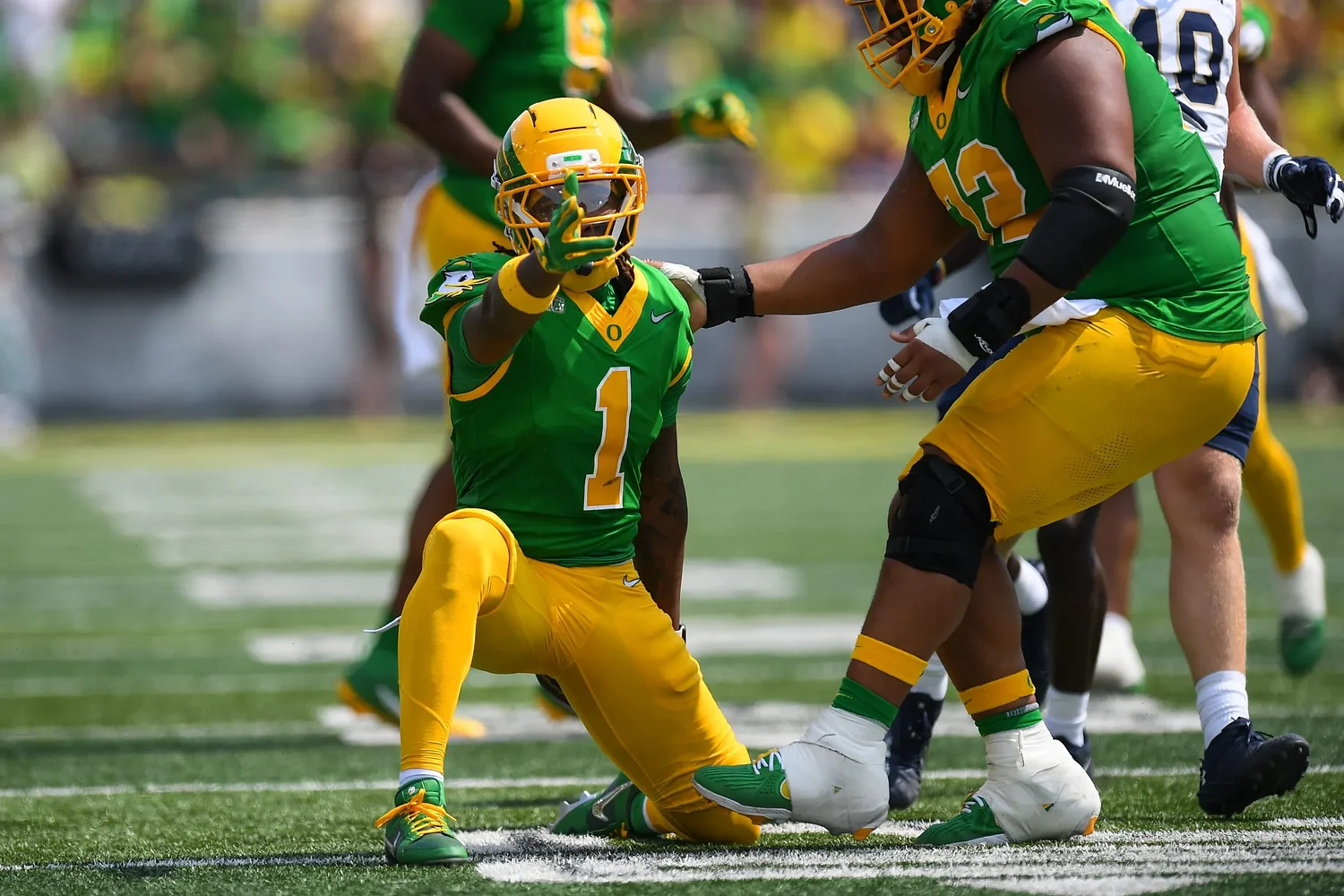 Dakorien Moore is Oregon’s newest kind of star