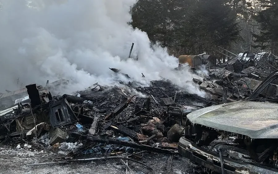 Fire destroys Harpswell home