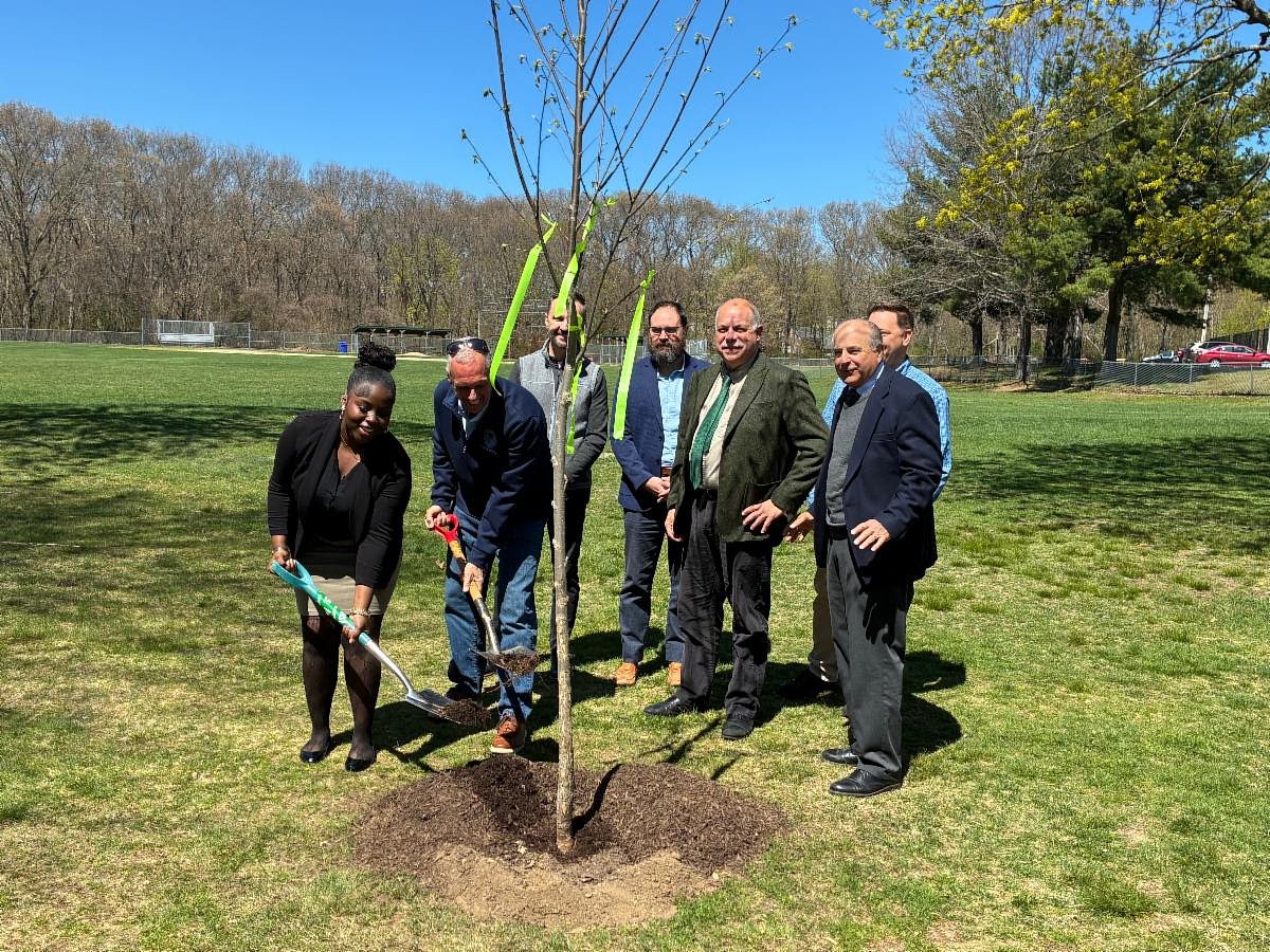 DEM marks Rhode Island's 129th Arbor Day with nearly $200K in tree grants