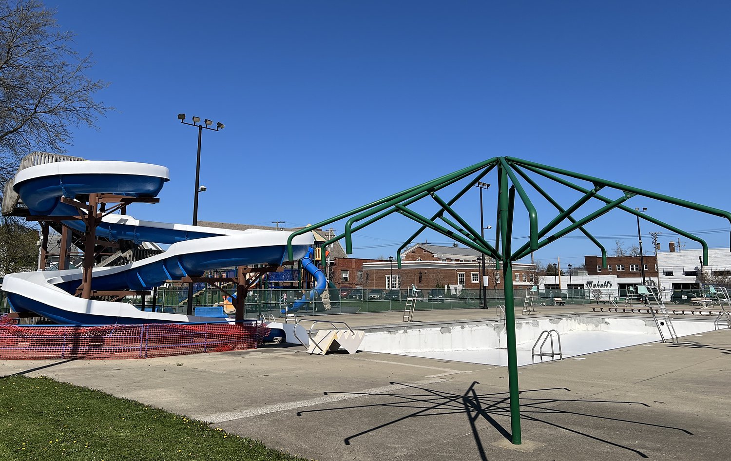 Crowding, splash pads, longer hours: Lakewood hosts Becks Pool open house Thursday