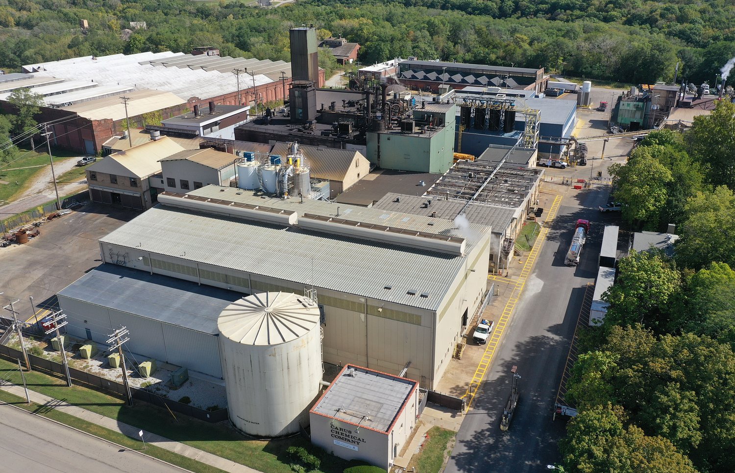 Crews respond to early morning fire at Carus Chemical in La Salle