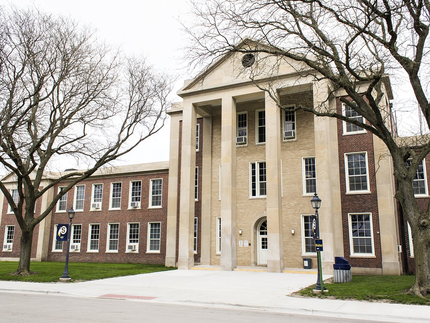 Sterling High School alumni family donates $1M to match eligible donations, commitments to Leave a Legacy