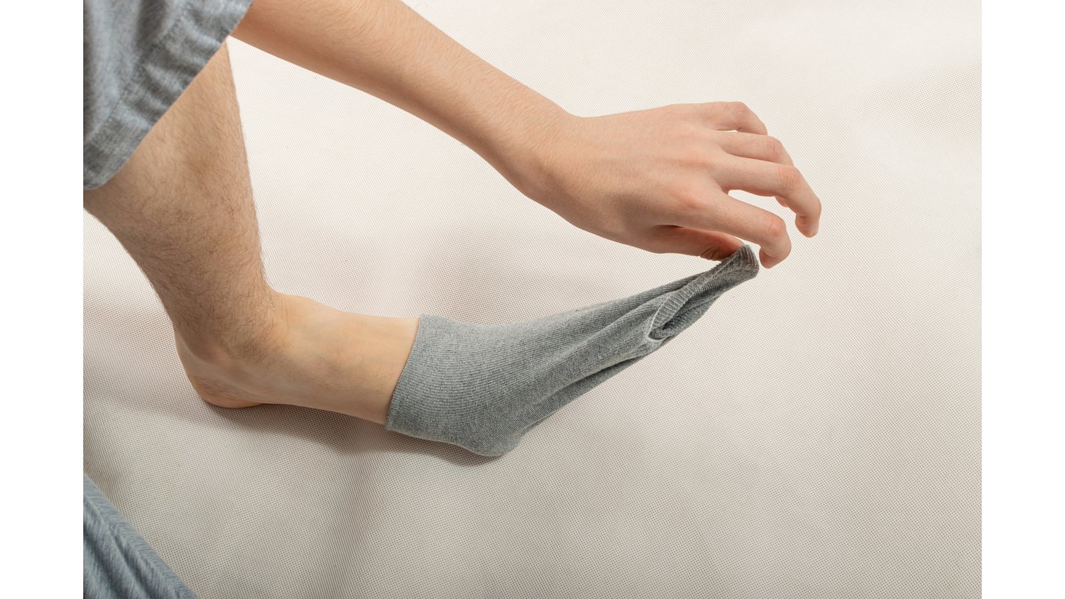 Miss Manners: One of my dinner guests said he ‘had to’ remove his socks