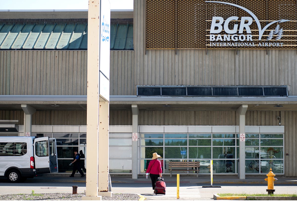 Bangor airport closes runway after small plane crash