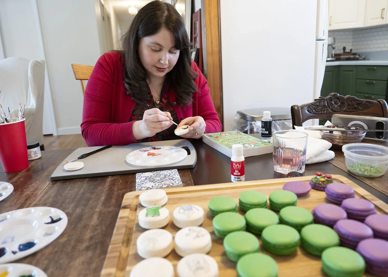 Novel (and edible) art: How one Williamsburg baker has gone viral, turning books into hand-painted treats