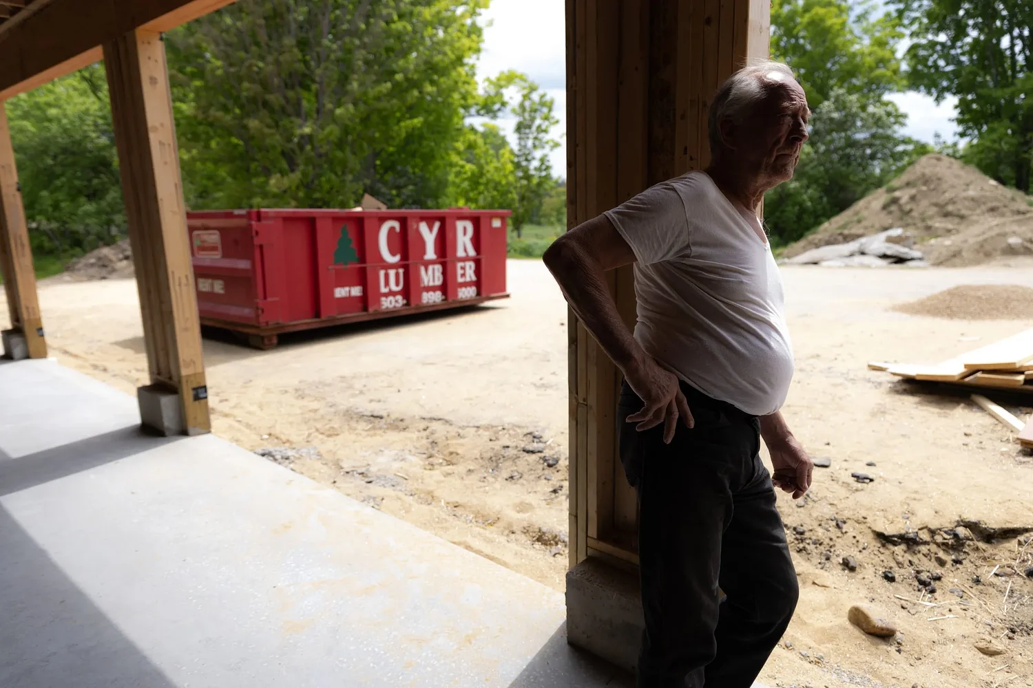 'I don't want to throw it away': His Loudon home burned down a year ago. He's still rebuilding.