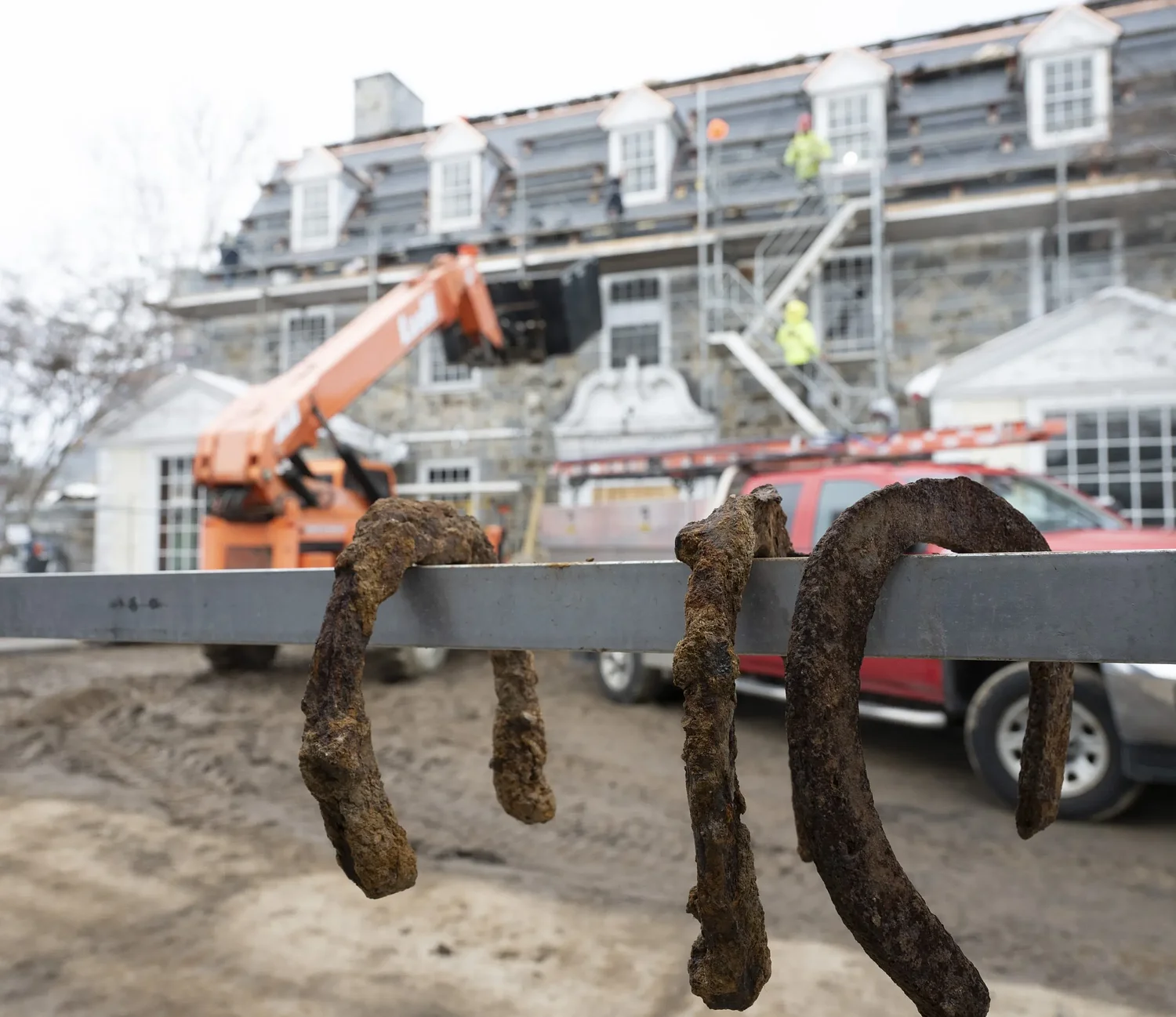 Topping-off ceremony to mark progress on Jones Library project