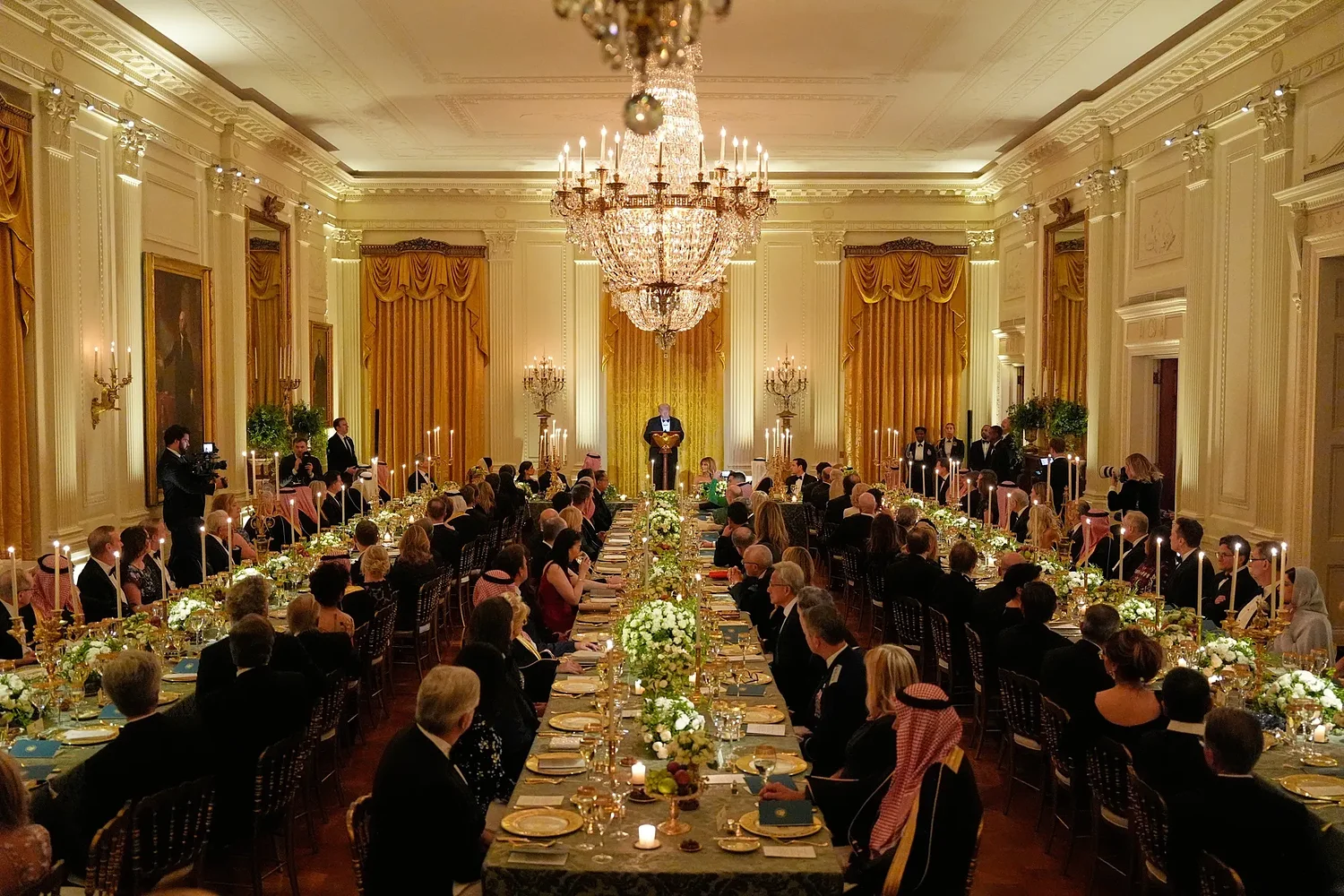 Ellisons Tap Saudis to Fund News Media Takeover