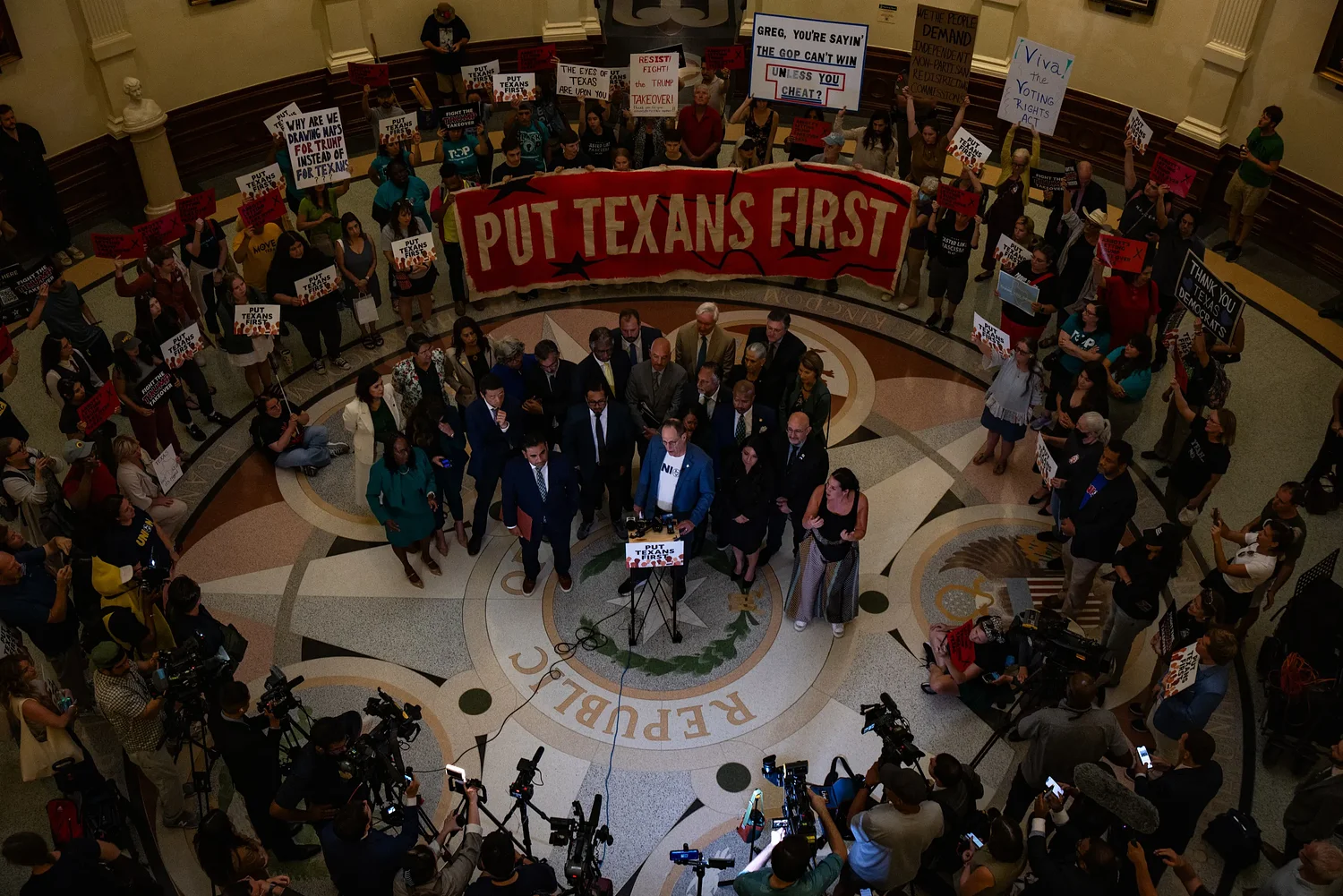 Texas House Democrats raised record-breaking $2.2 million in 2025