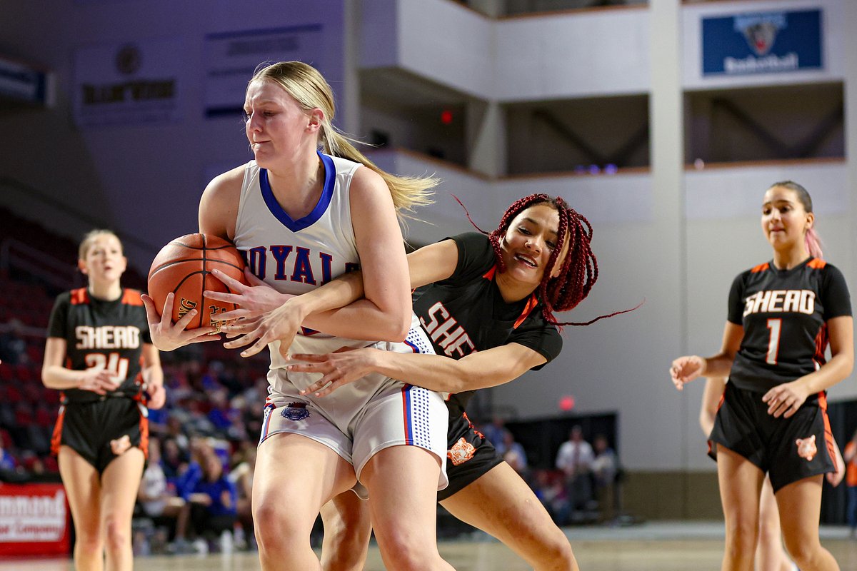 In a long winter Down East, playoff basketball lights up communities