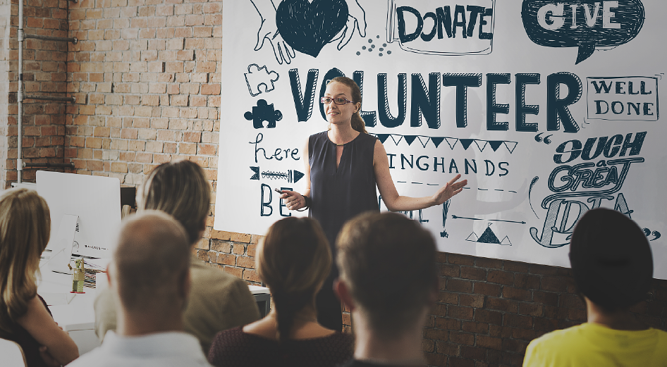 5 Strategic Ways Volunteering Can Advance Your Marketing Career