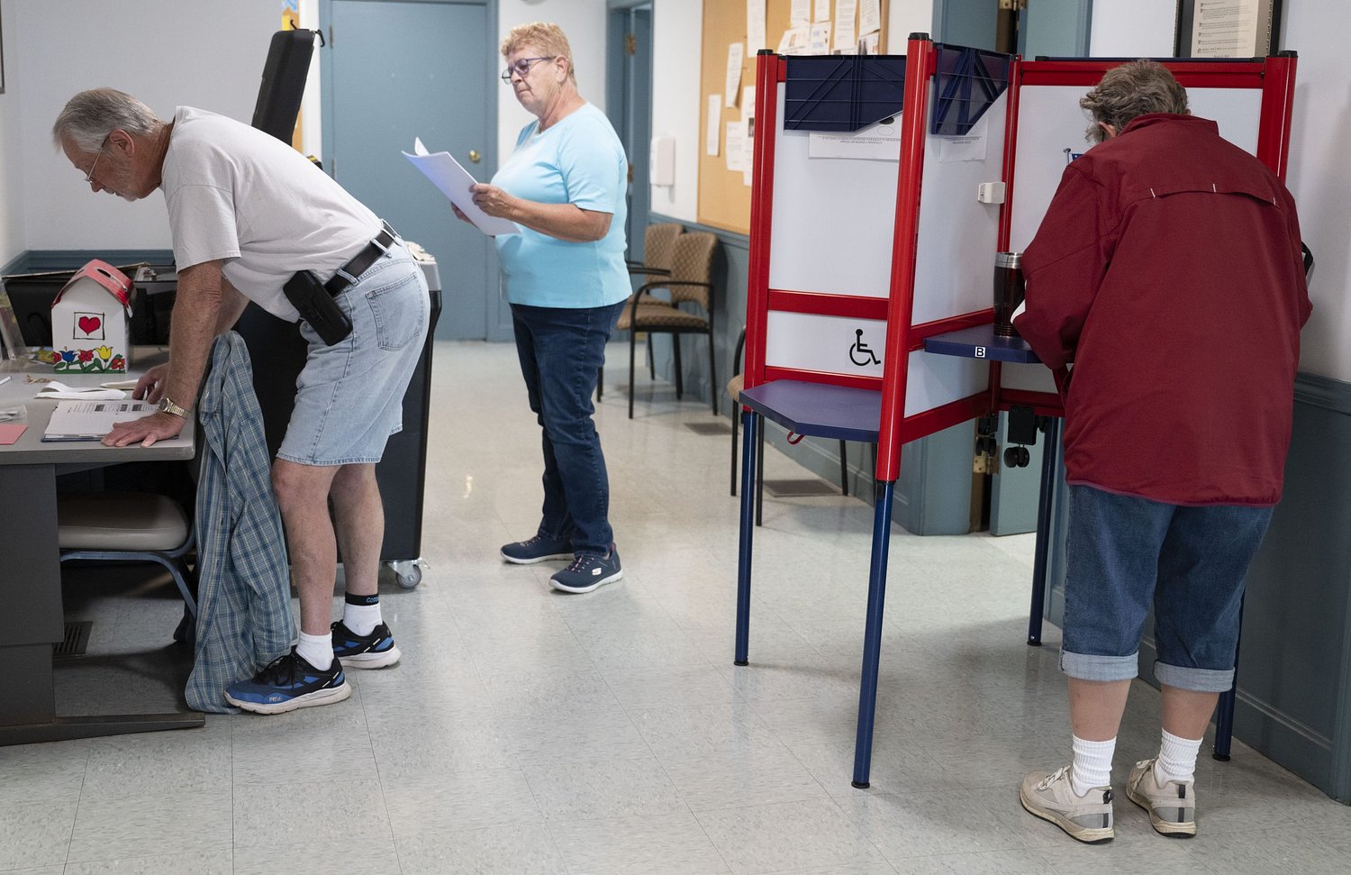 Hadley voters to decide override Tuesday